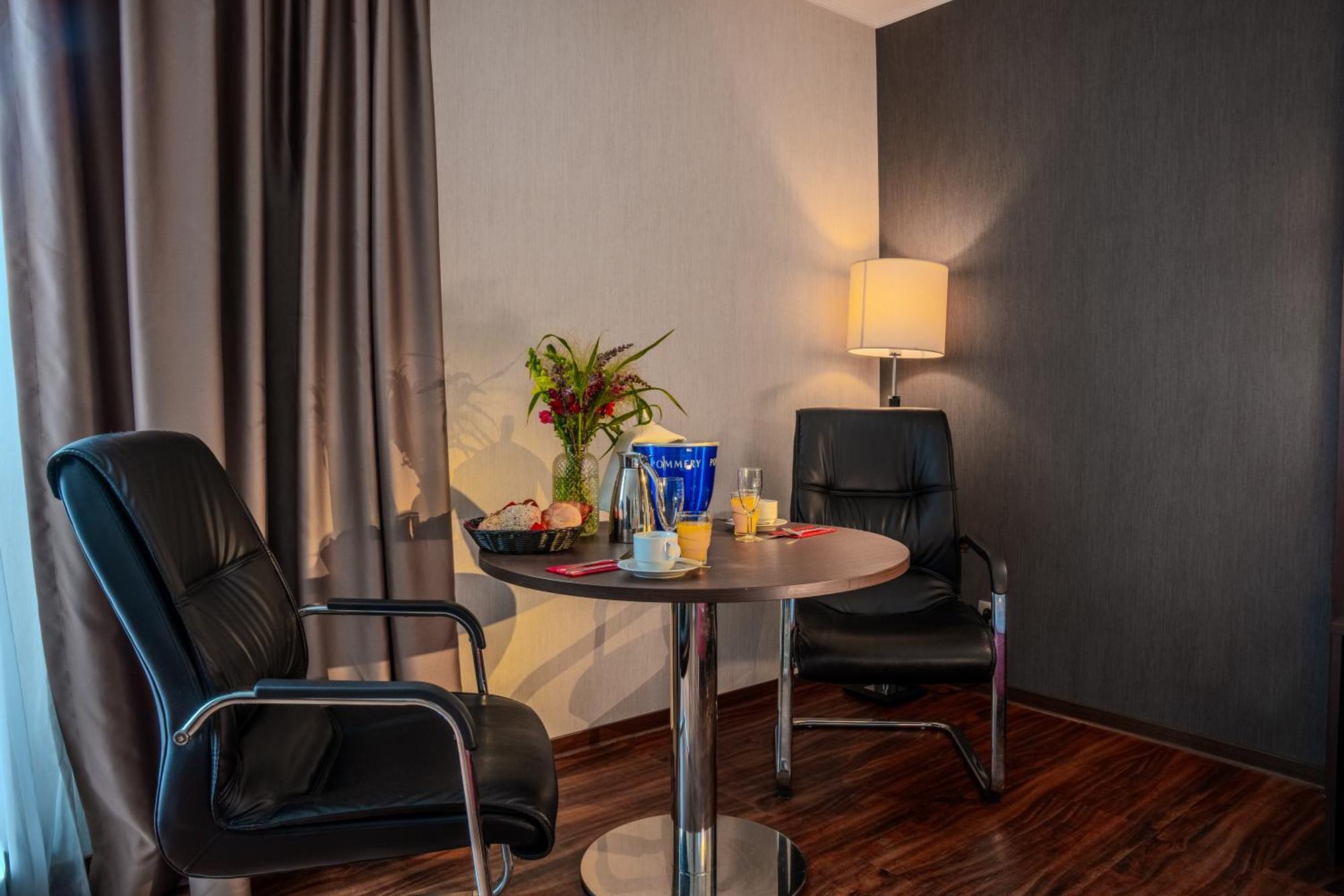 Airways Hotels Frankfurt Airport West Raunheim Quarto foto