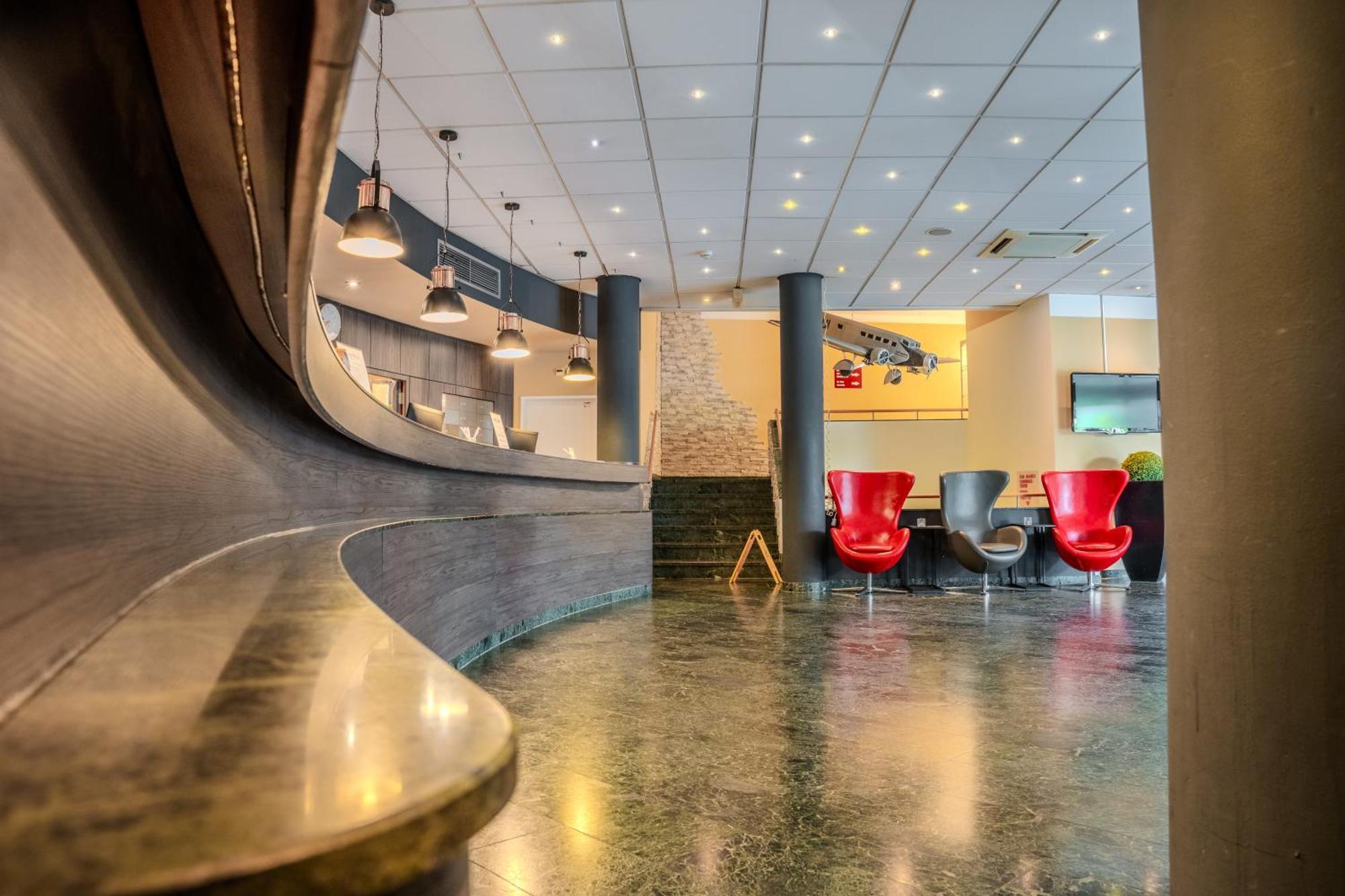 Airways Hotels Frankfurt Airport West Raunheim Exterior foto